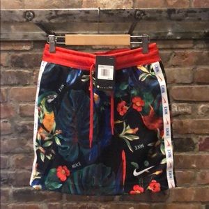 NWT WOMEN'S NIKE HYPER FEMME SKIRT HAWAIIAN FLORAL